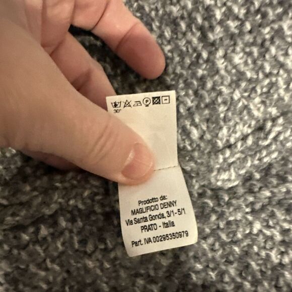 Flora Fedi Gray Sweater 2 Buttons At The Top M/L 90%‎ Merino Wool 10% Cashmere - Picture 5 of 7